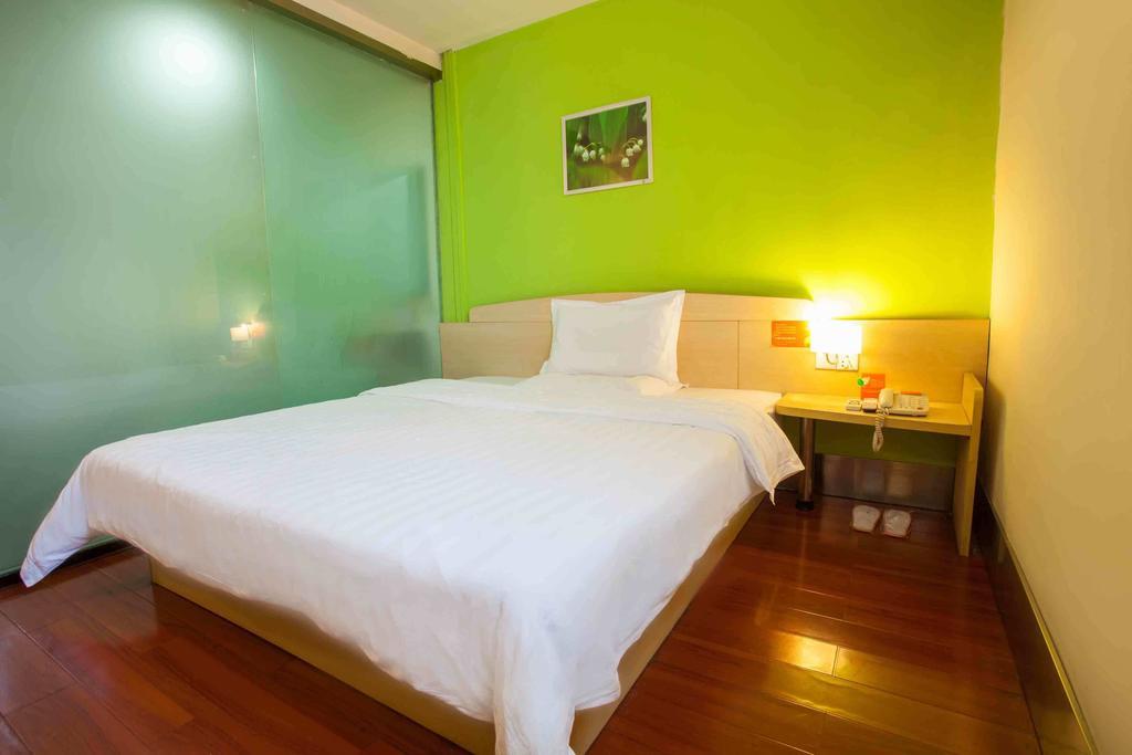 7Days Inn Bazhong Nanchi South Road Phoenix City Room photo