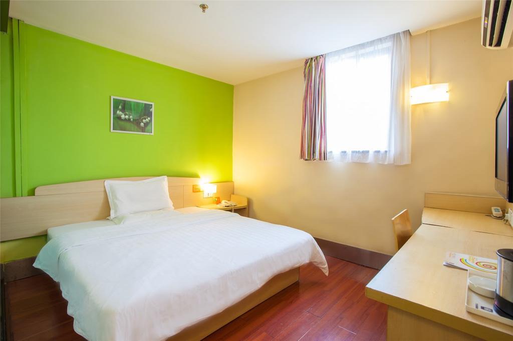 7Days Inn Bazhong Nanchi South Road Phoenix City Exterior photo
