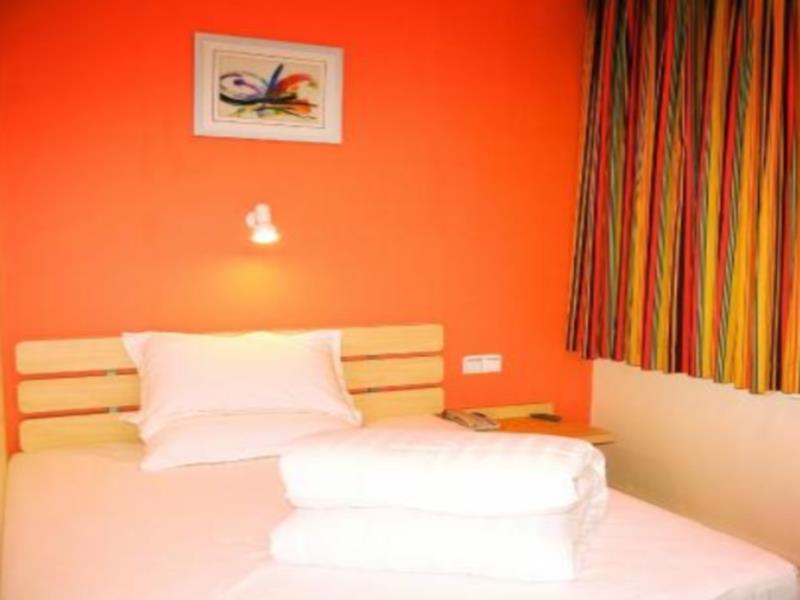 7Days Inn Bazhong Nanchi South Road Phoenix City Exterior photo